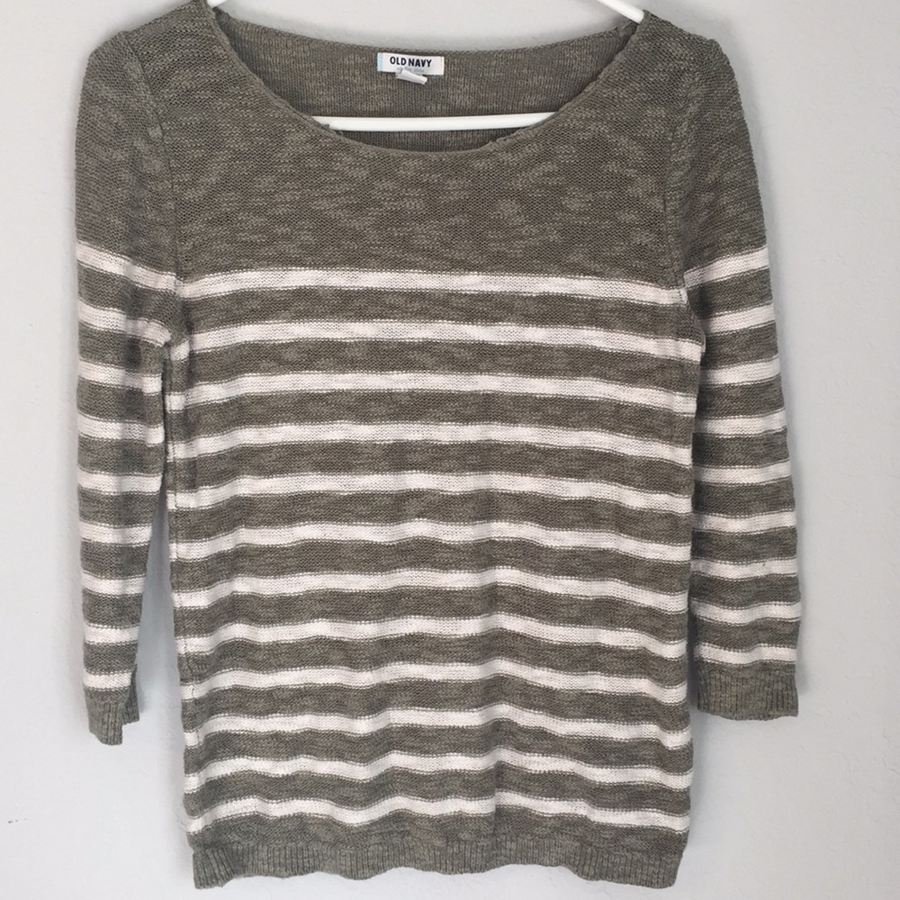 Old Navy Pullover Sweater